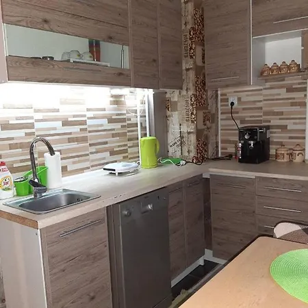 Sunnyrise アパート